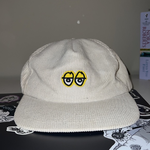 KROOKED HAT CORDUROY - Picture 3 of 3